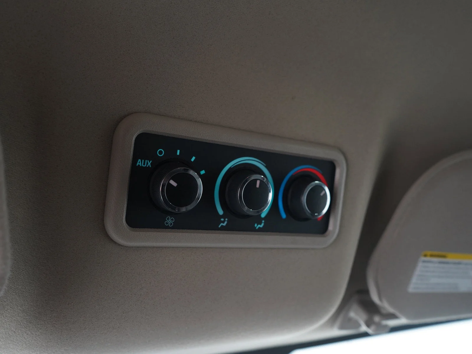 Used 2023 Summit White Chevrolet LS image 23