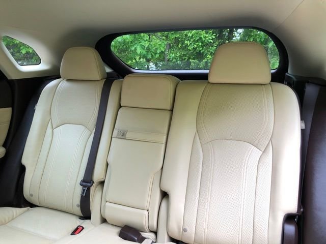 Used 2019 White Lexus 350 image 19