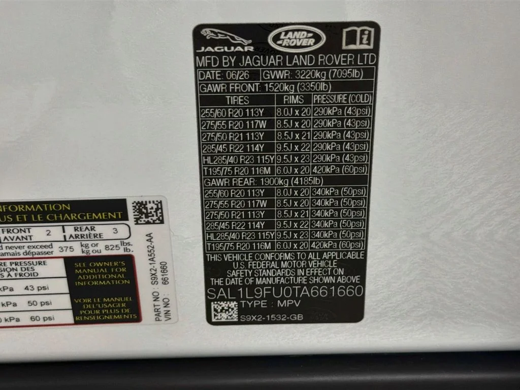 New 2026 Fuji White Land Rover Dynamic SE image 34