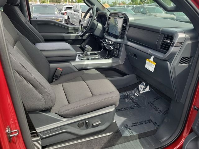 New 2026 Ruby Red Metallic Tinted Clearcoat Ford XLT image 19