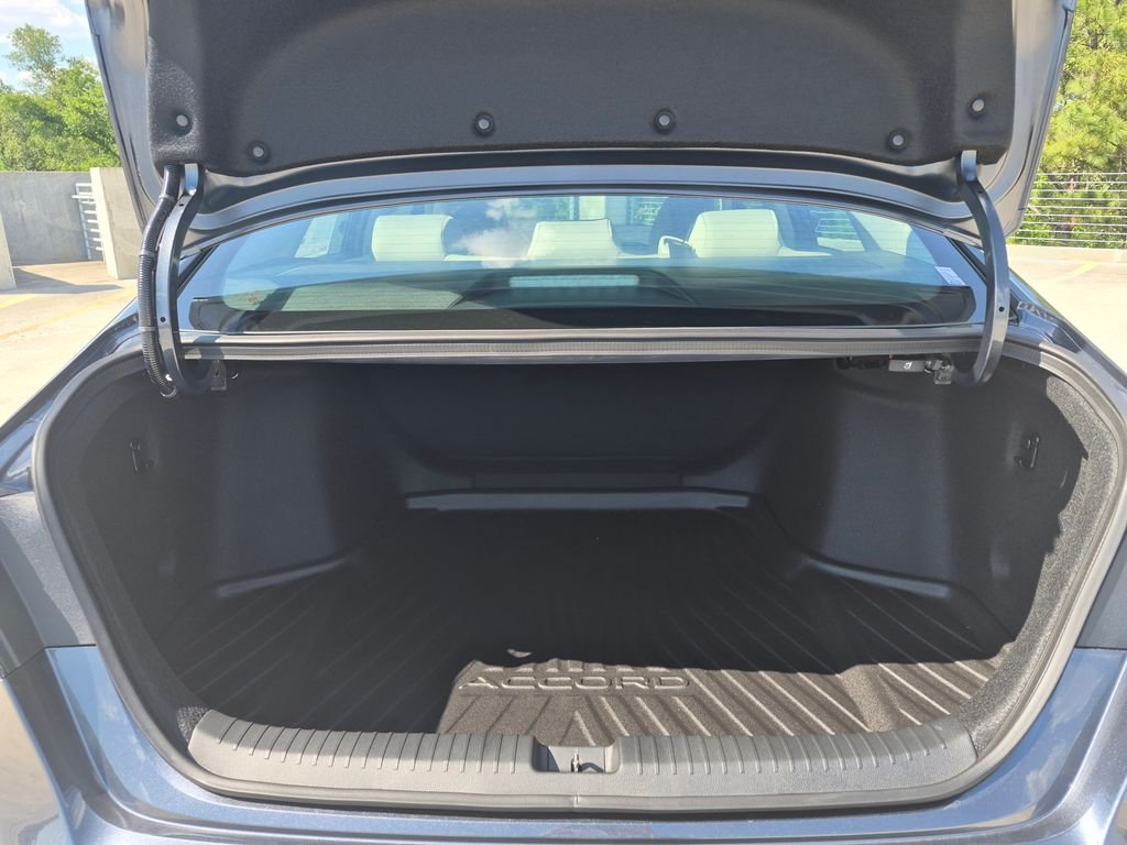New 2026 Meteorite Gray Metallic Honda LX image 16