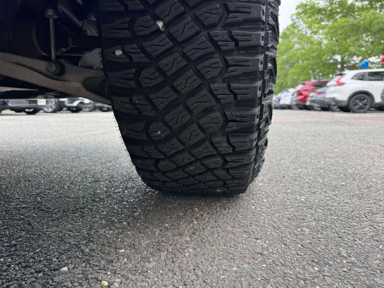 Used 2018 Magnetic Ford Raptor image 11