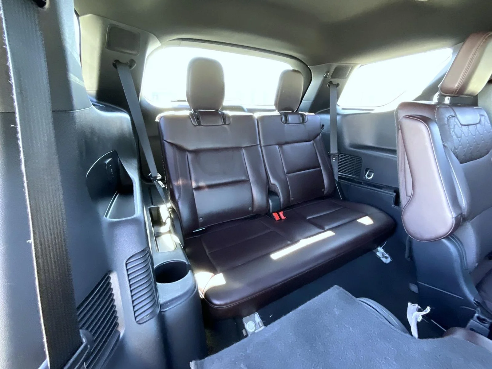Used 2025 White Ford Platinum image 21