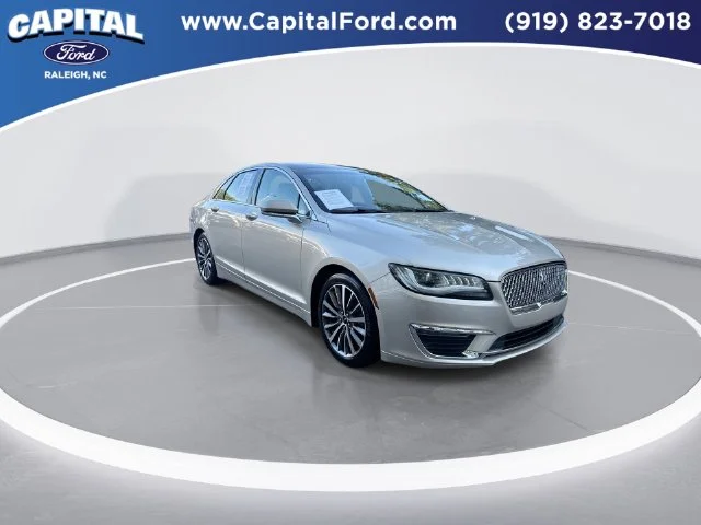 Used 2017 Gold Lincoln Premiere image 2