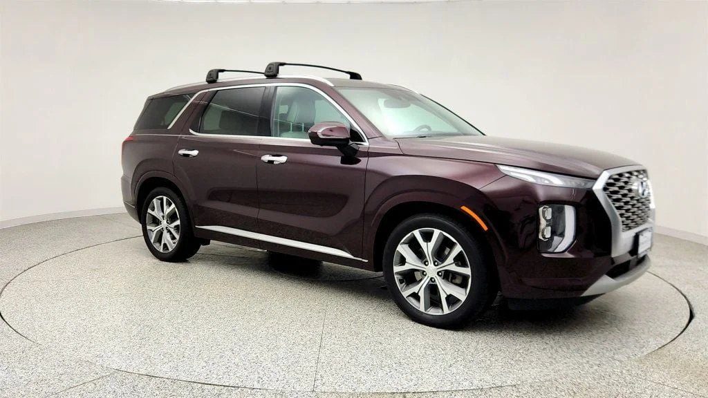 Used 2022 Sierra Burgundy Hyundai Limited AWD image 3