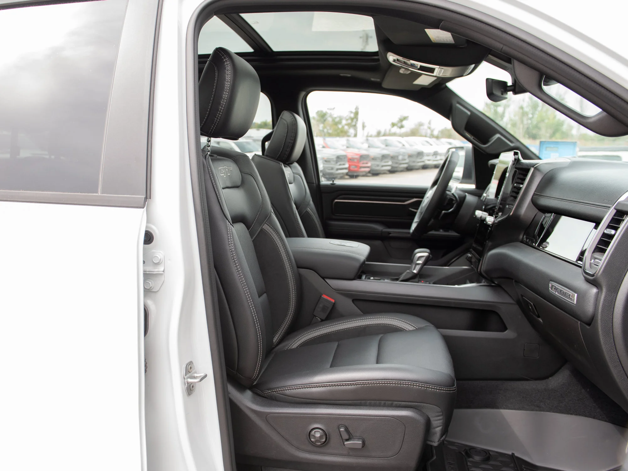 New 2026 White RAM Rebel * Crew Cab 4x4 image 30