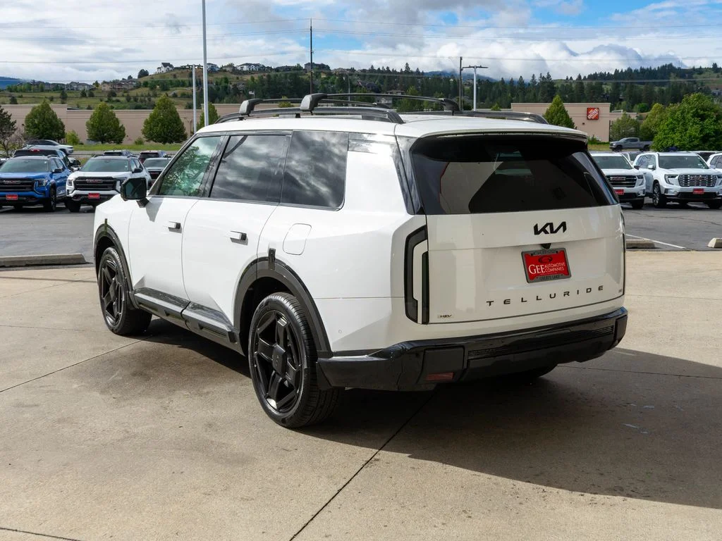 New 2027 Glacial White Pearl Kia X-LINE SX image 5