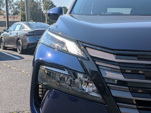 New 2027 Deep Ocean Blue Pearl Nissan SV image 9