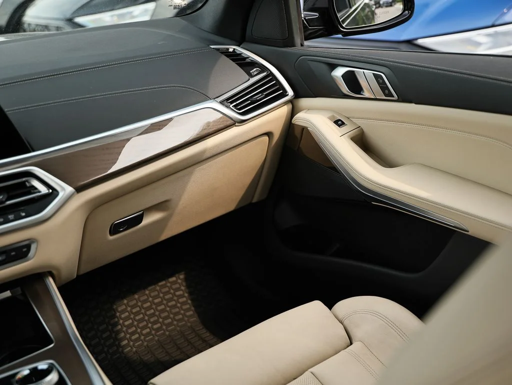 Used 2022 Arctic Gray Metallic BMW xDrive40i image 30
