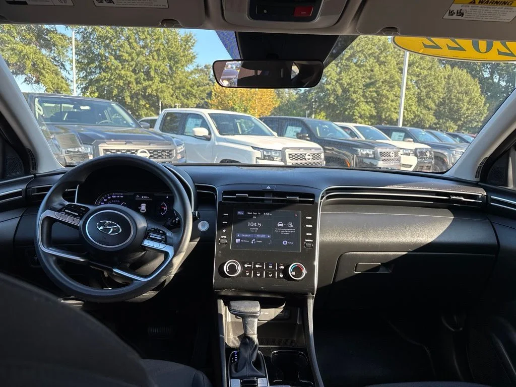 Used 2022 Blue Hyundai SEL image 8