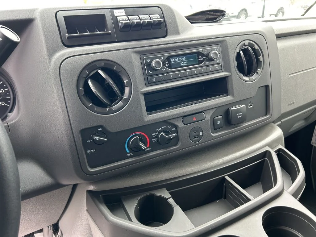 2026 Ford E-Series Cutaway Base - Photo 16