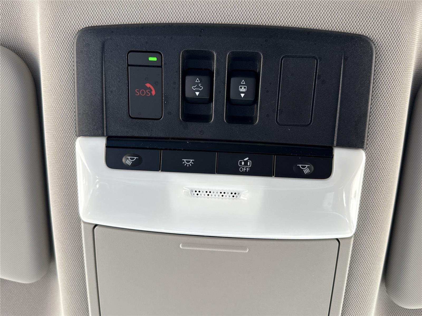 Used 2023 Gun Metallic Nissan SL image 11