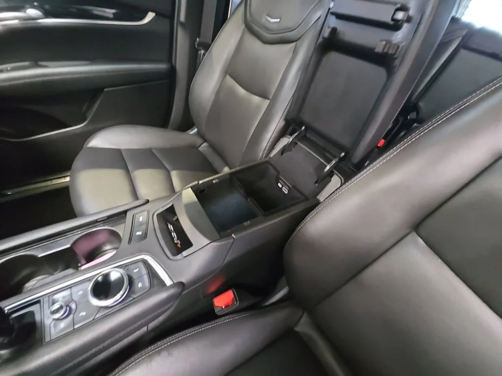 Used 2025 Crystal White Tricoat Cadillac Premium Luxury image 33