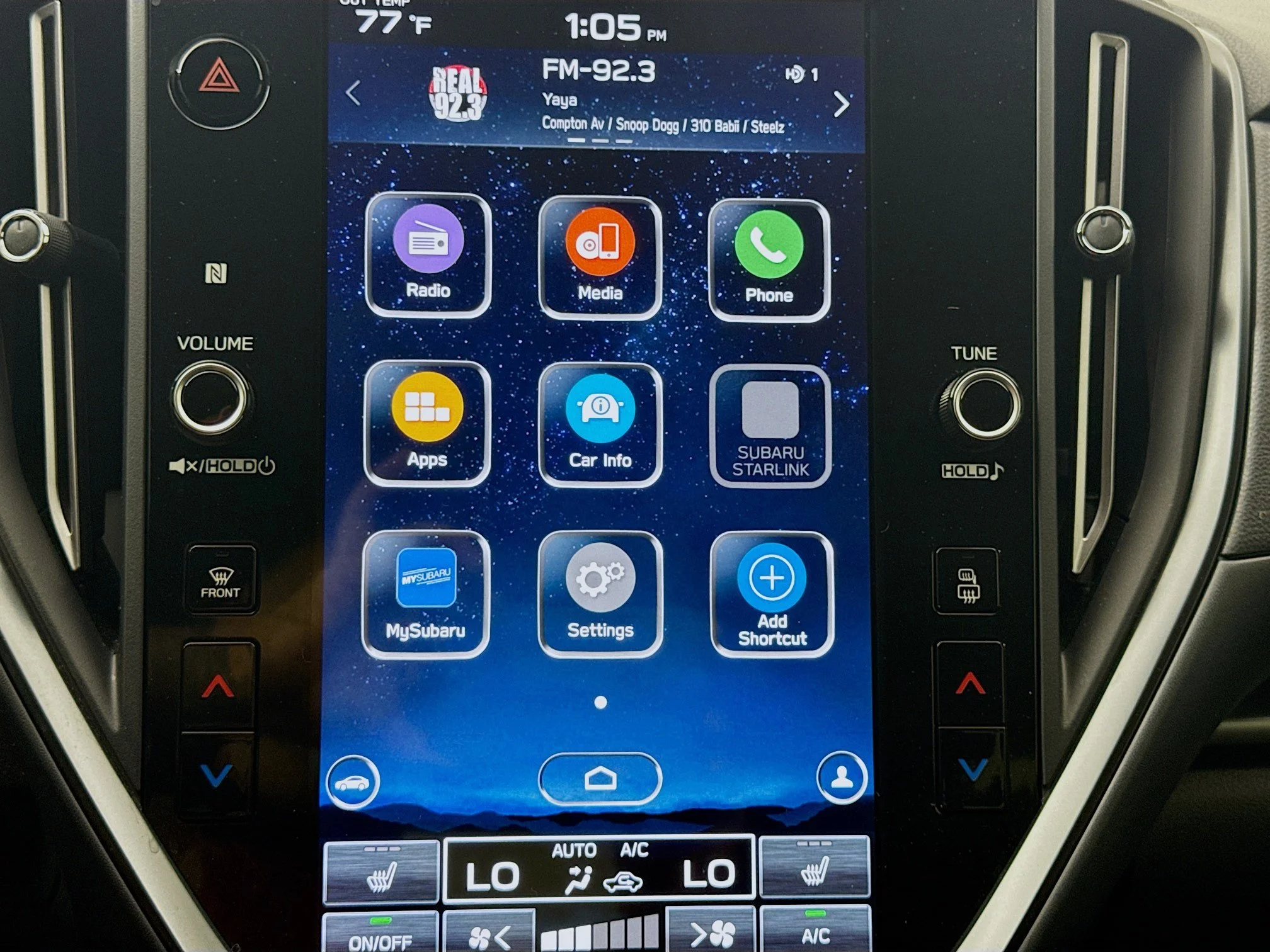 Used 2023  Subaru Premium image 16