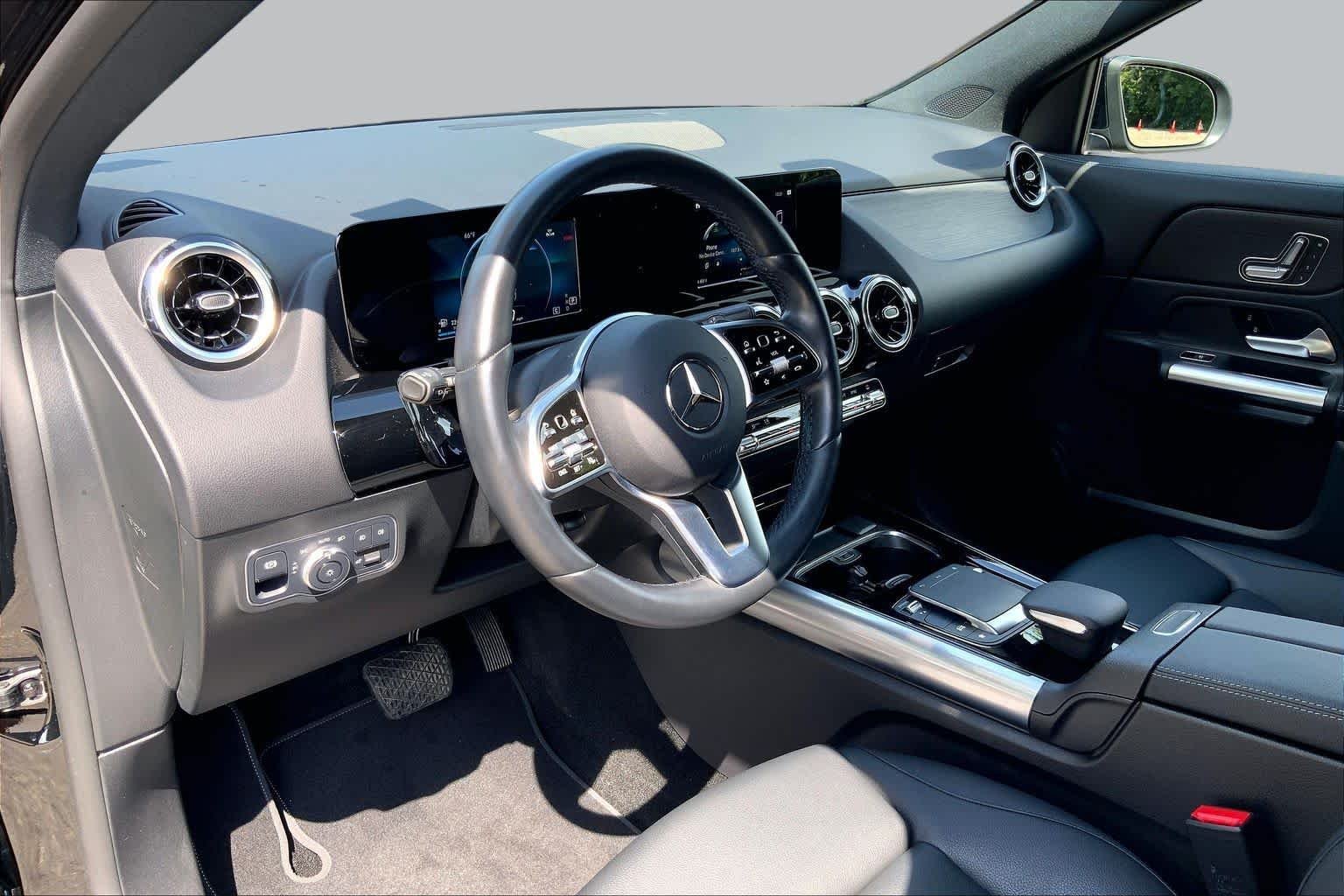 Used 2023 Night Black Mercedes-Benz GLA 250 image 18