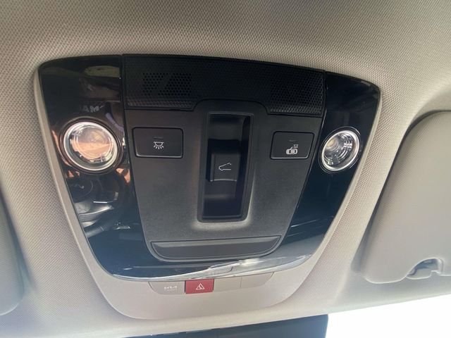 Used 2024 White Kia SX-Prestige image 29