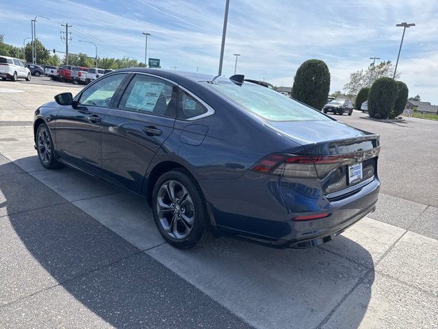 Used 2026  Honda EX-L image 9