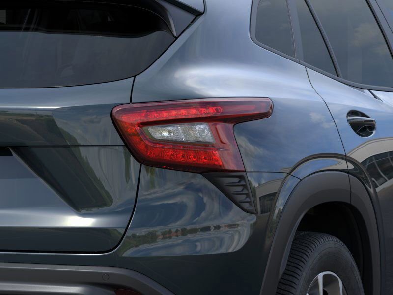 2025 Chevrolet Trax LT - Photo 13