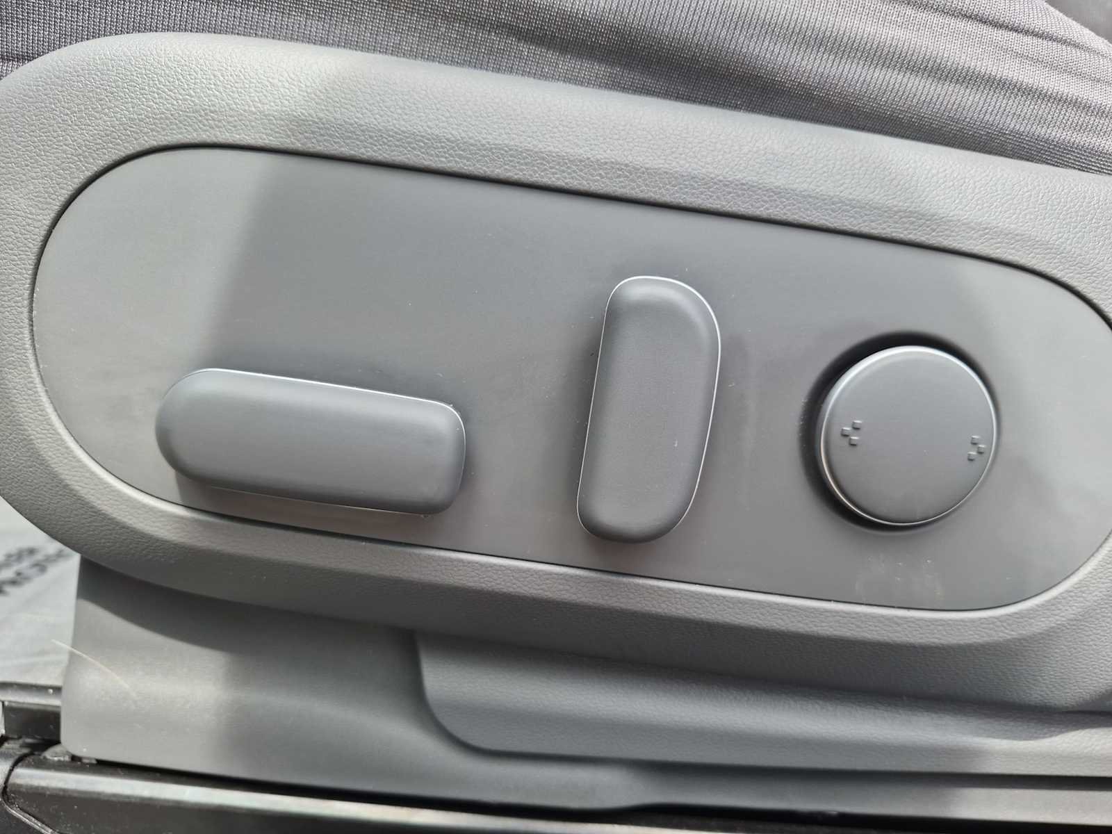 Certified Used 2024 Abyss Black Hyundai SEL image 16