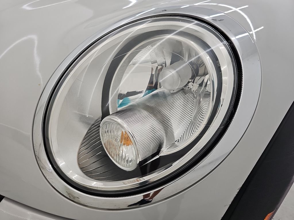 Used 2014 Silver MINI Base image 33