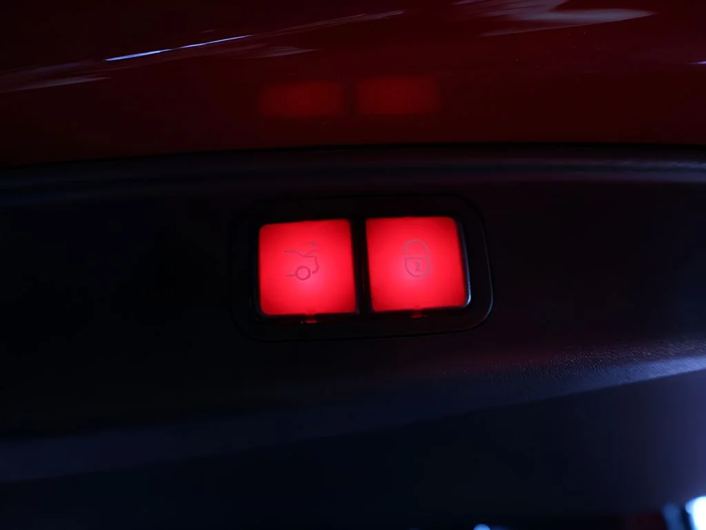 New 2026 MANUFAKTUR Patagonia Red Metallic Mercedes-Benz Base image 19