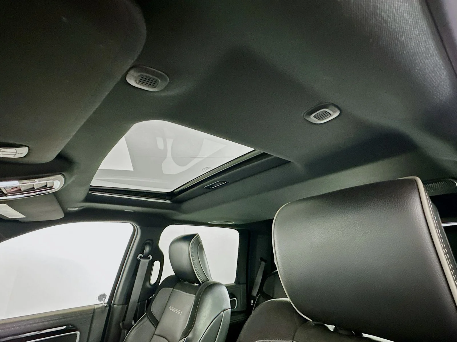 Used 2020 Maximum Steel Metallic Clearcoat Ram Laramie image 24