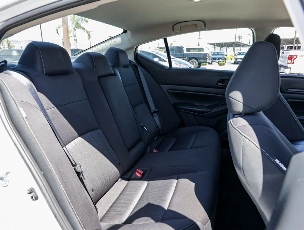Used 2024 Silver Nissan 2.5 S image 19