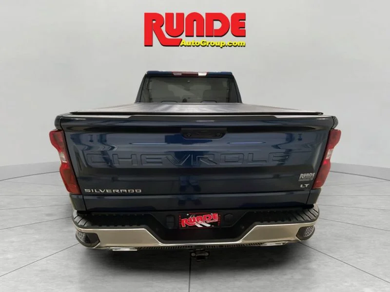Used 2023 Northsky Blue Metallic Chevrolet LT image 5