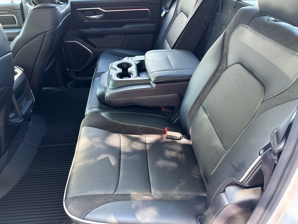 New 2026 Bright White Clear-Coat Exterior Paint RAM Laramie image 30
