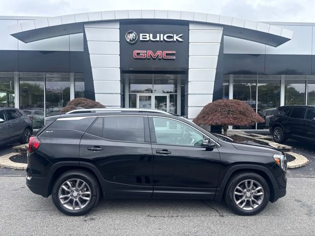 Used 2023 Black GMC SLT image 21