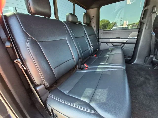 Used 2022 Black Ford XLT image 33
