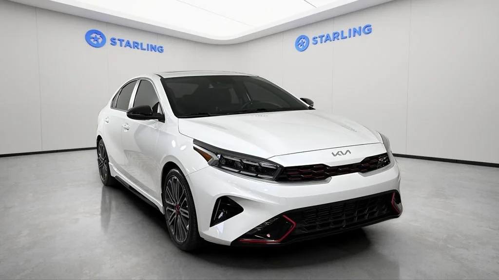 Used 2023 White Kia GT Manual image 15