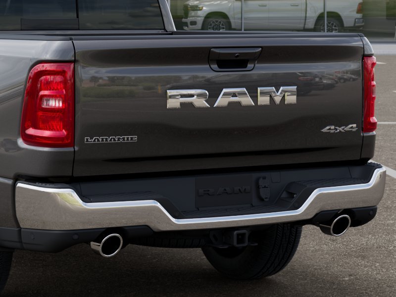New 2026 Granite Crystal Metallic Clear-Coat Exterior Paint RAM Laramie image 40