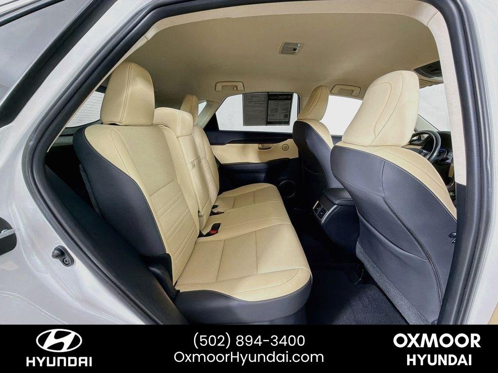 Used 2021 Eminent White Pearl Lexus Base image 26