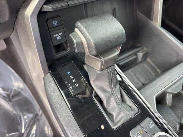 2024 Toyota Tundra SR5 - Photo 24