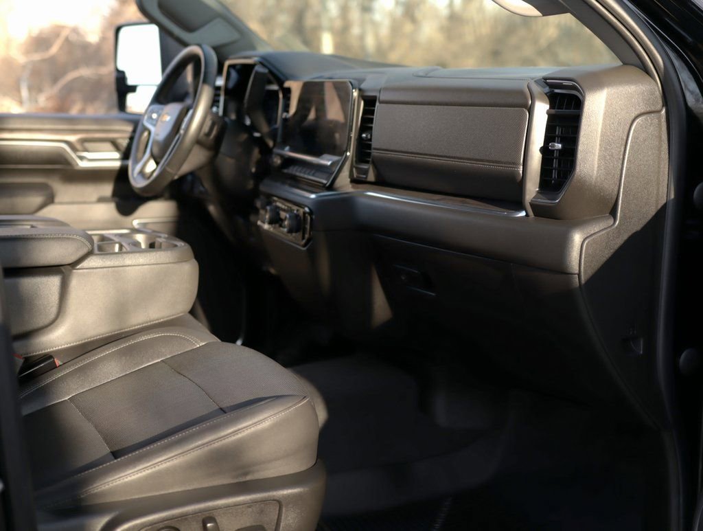 Used 2024 Black Chevrolet LTZ image 31