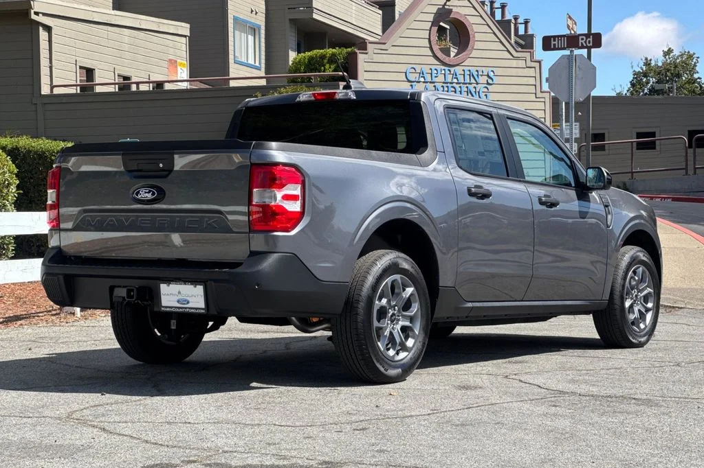 New 2026 Gray Metallic Ford XLT image 4