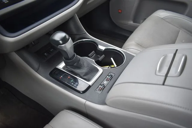 Used 2016 Gray Toyota Limited image 40