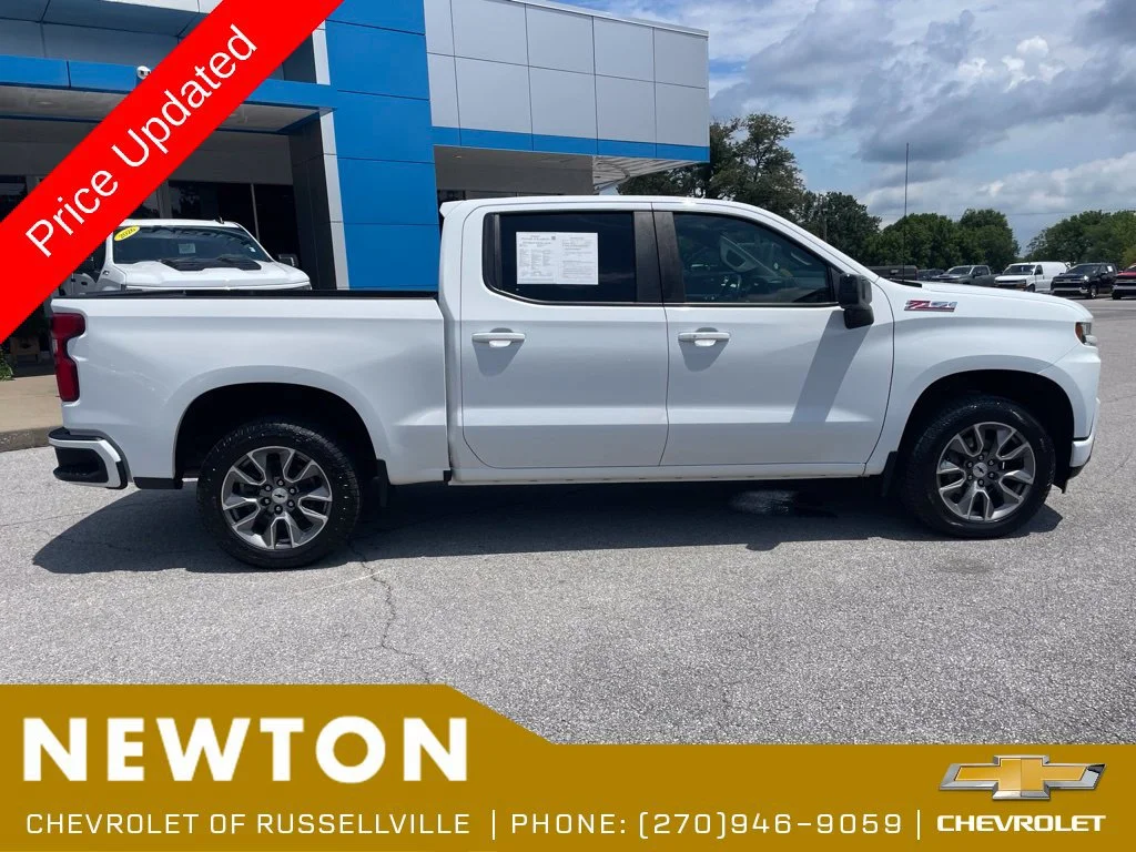 Used 2021 SUMMIT WHITE Chevrolet RST image 39