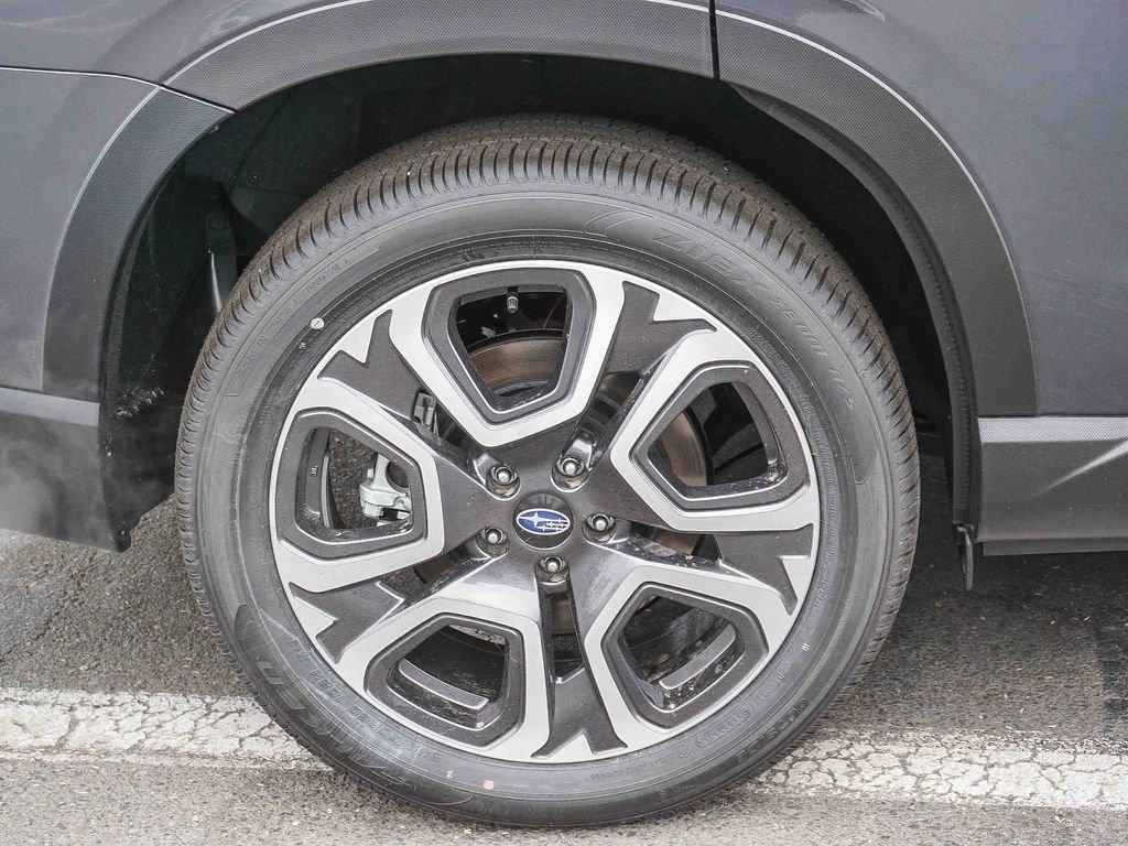 New 2026 MAGNETITE GRAY METALLIC Subaru Limited 7-Passenger image 8