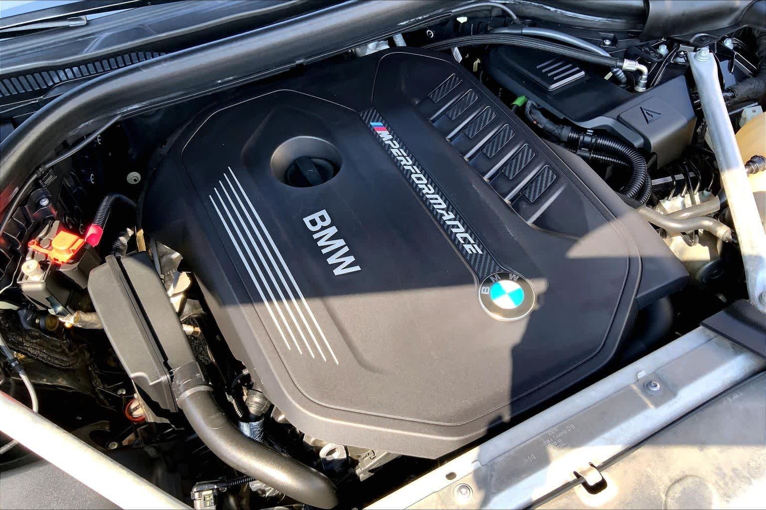Used 2018 Alpine White BMW M40i image 32