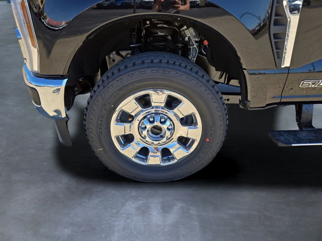 New 2026 Agate Black Metallic Ford F-250® Lariat® image 24