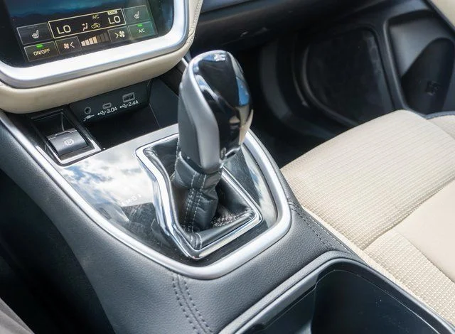 Used 2025 Green Subaru Premium image 26