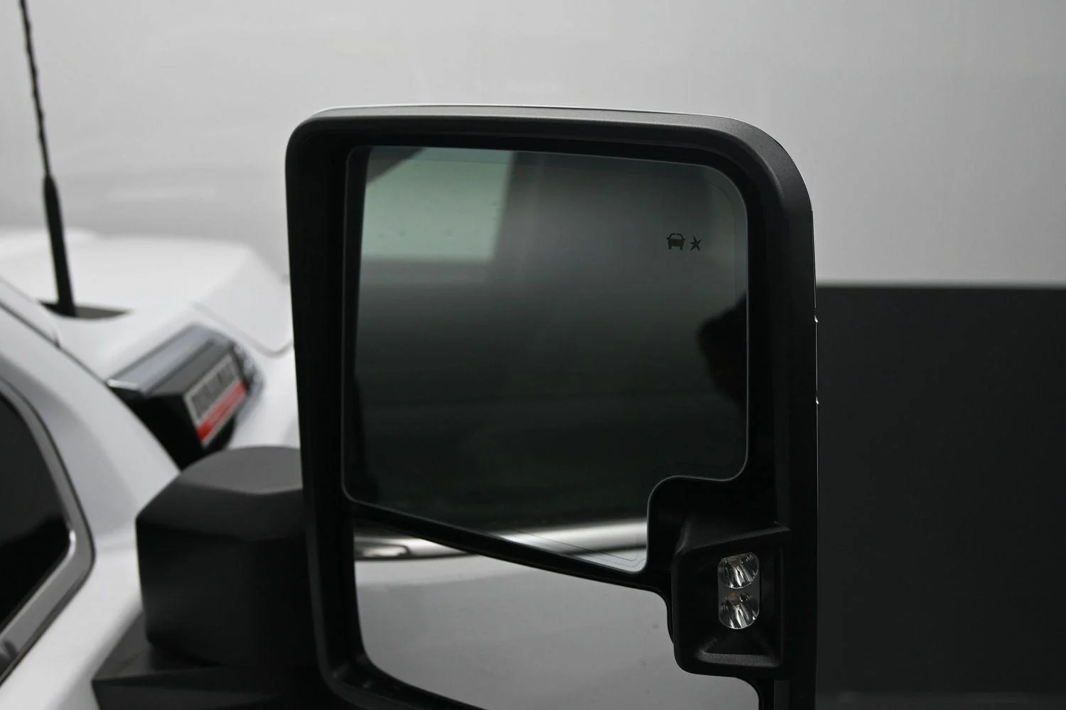 2026 GMC Sierra 2500HD SLT - Photo 9