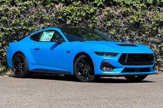 2025 Ford Mustang GT Premium Fastback