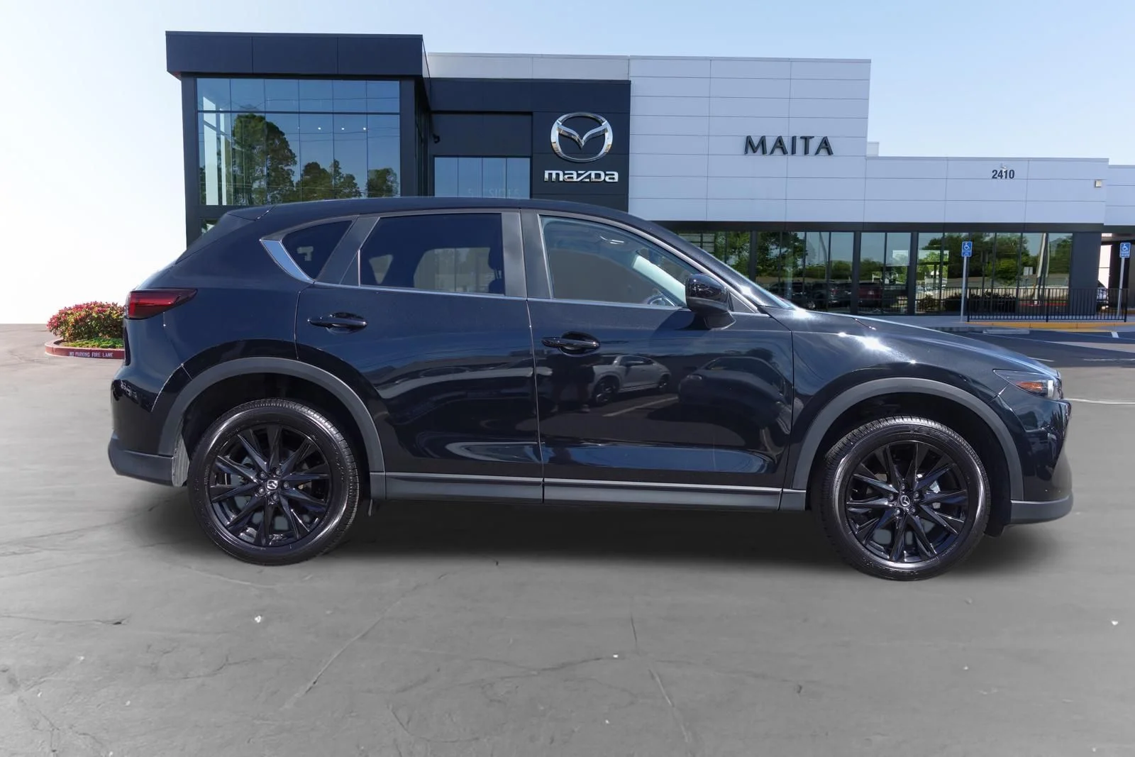Certified Used 2025 Jet Black Mica Mazda 2.5 S Carbon Edition image 2