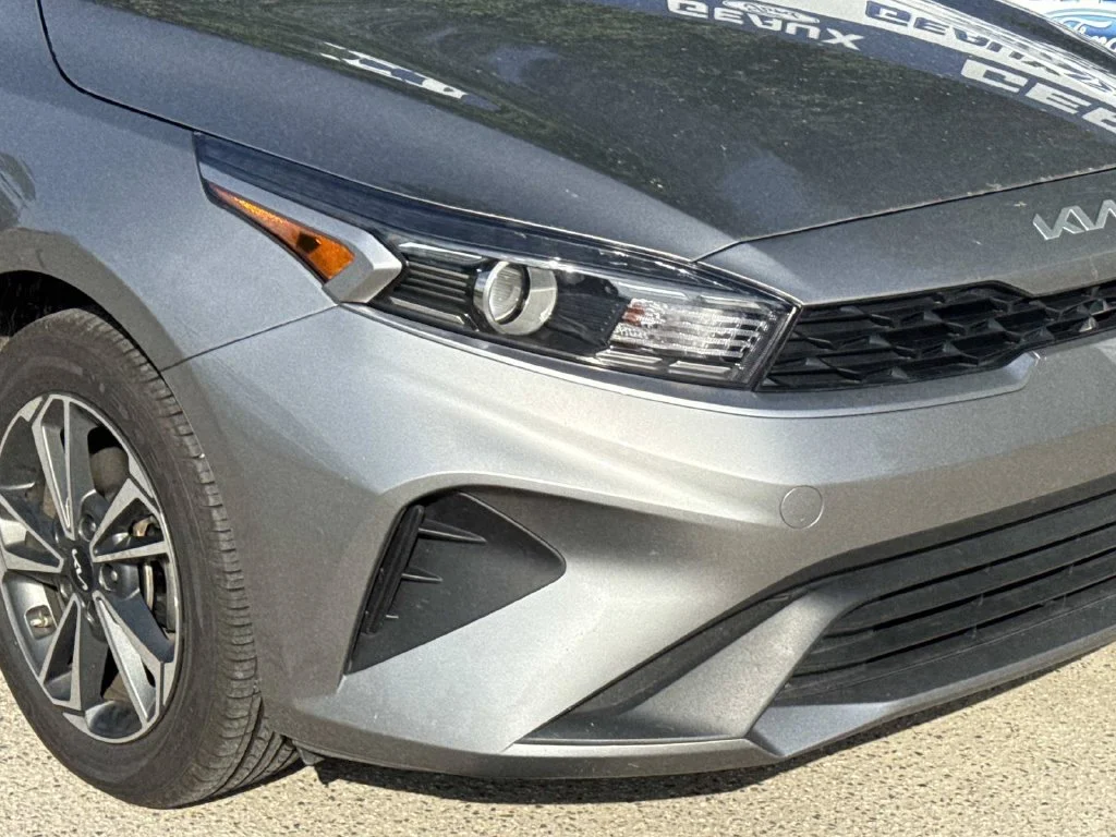 Used 2024 Gray Kia LXS image 3