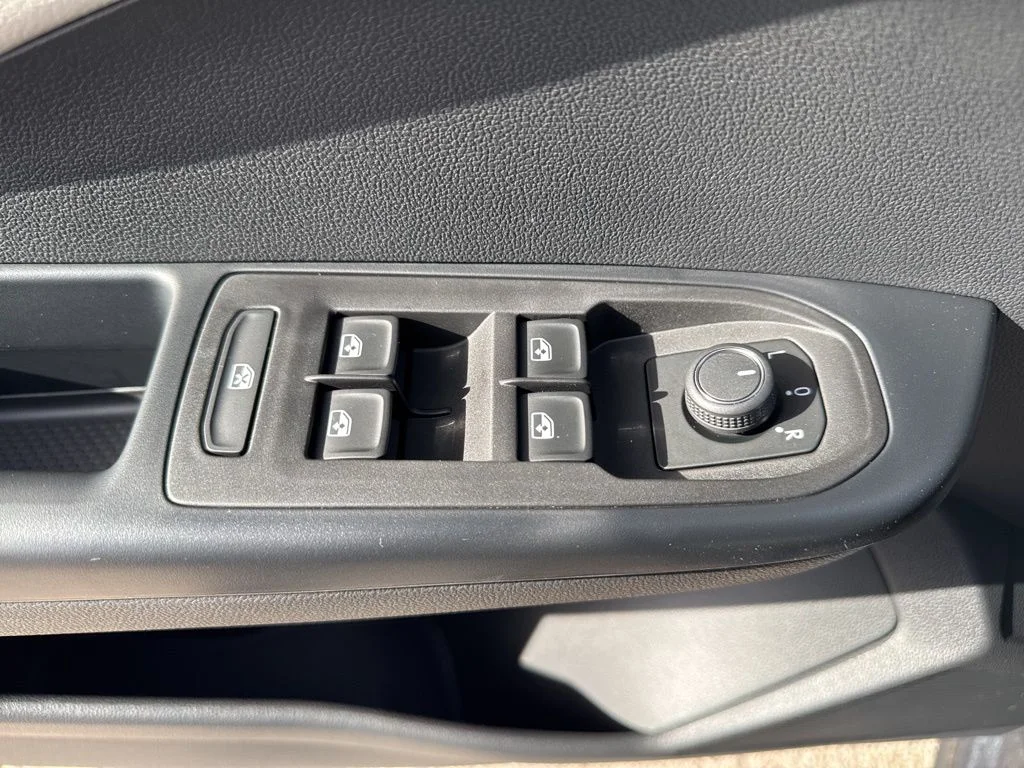 New 2026 Gray Volkswagen 1.5T S image 17