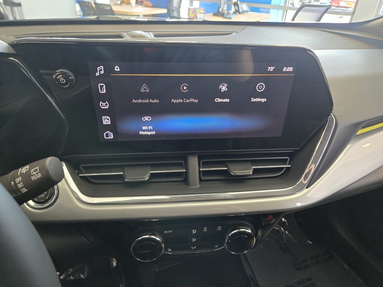 2026 Chevrolet Trax LT - Photo 6