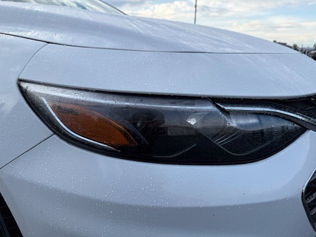 Used 2021 Summit White Chevrolet LT image 9